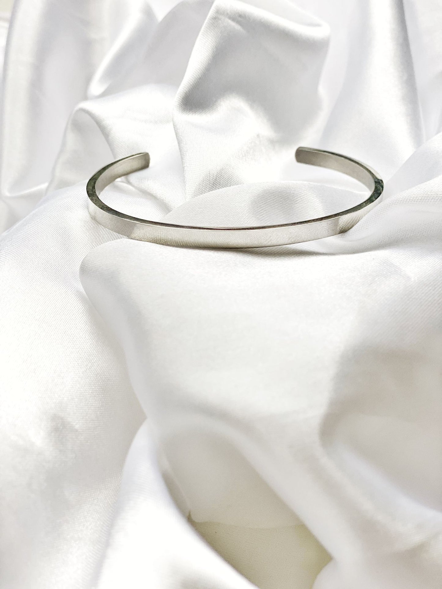 King Belial 的 Sure Fire 商务手链™