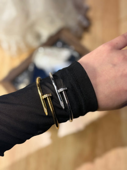 [LIMITED EDITION] Nail It Down Spelled Bracelet