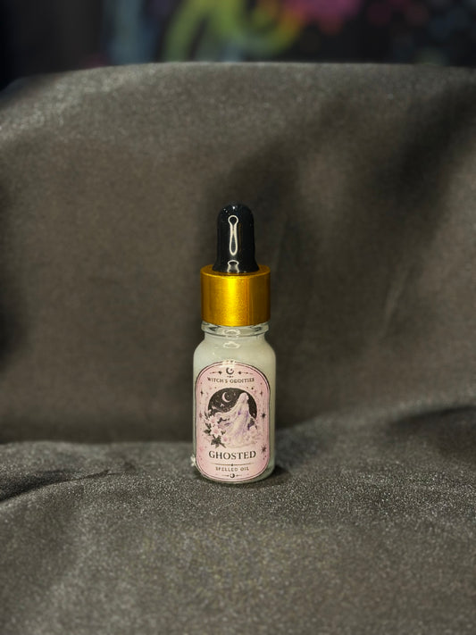 [WITCH'S ODDITIES] Ghosted Spelled Oil