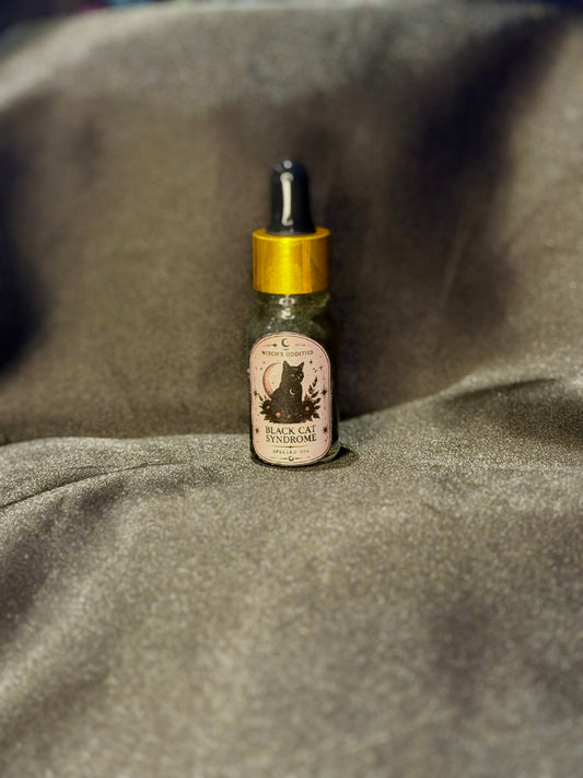 [WITCH'S ODDITIES] Black Cat Syndrome Spelled Oil
