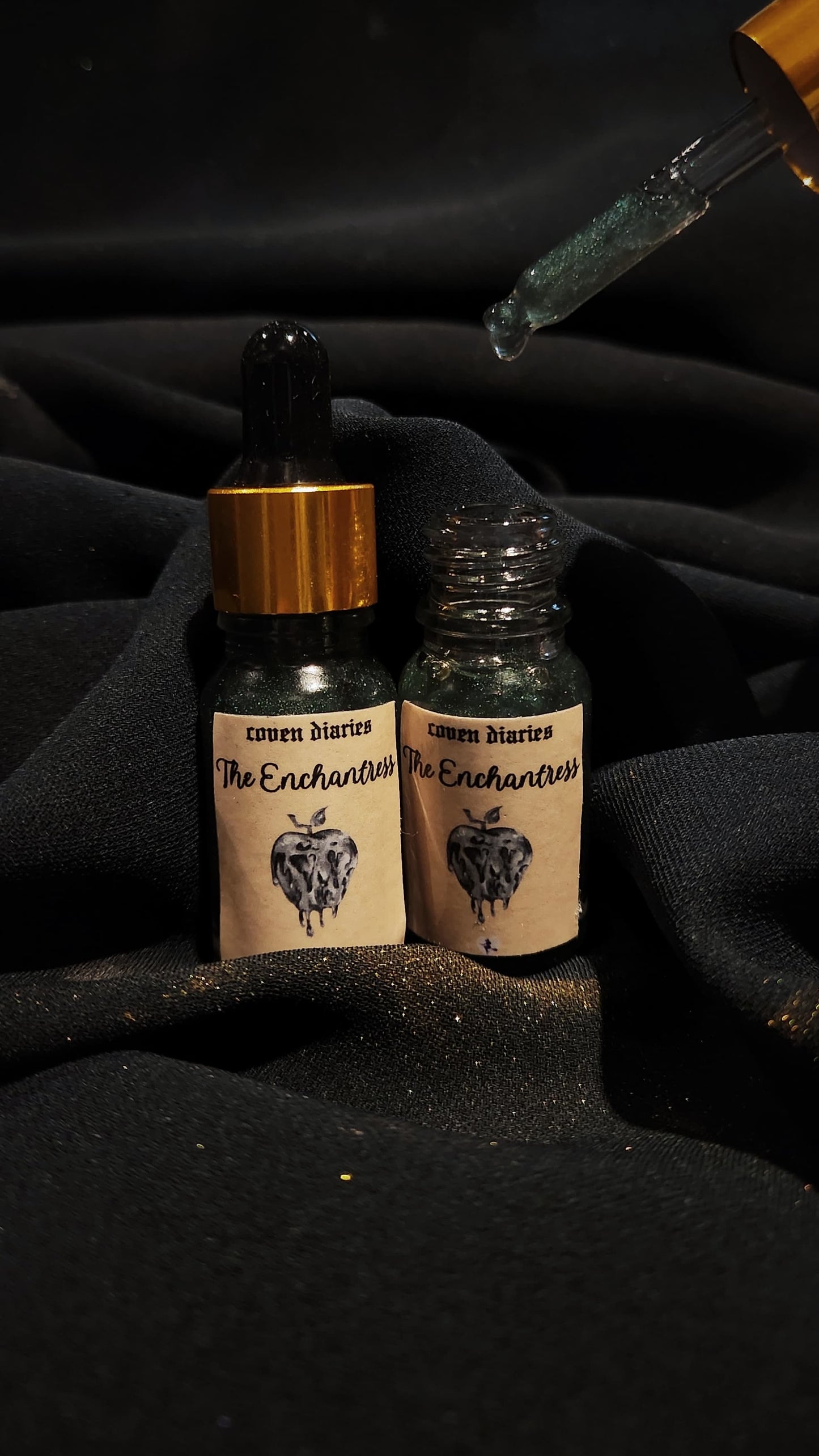 [LIMITED EDITION] Coven Diaries: The Enchantress Spelled Oil