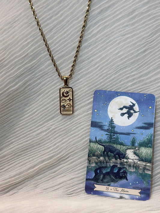 [LAST PIECE, LIMITED EDITION] Spelled 'The Moon' Tarot Necklace